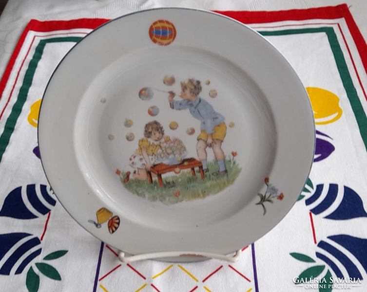 Porcelain children's plate