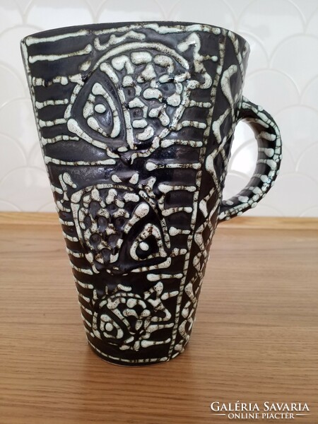 Gorka fish in a ceramic vase