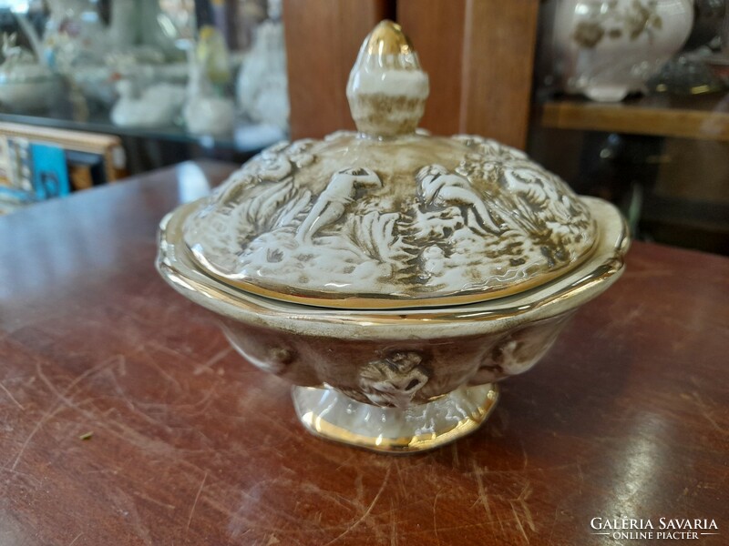 Rare Italian, Italy capodimonte putty embossed porcelain bonbonier. 12 Cm.