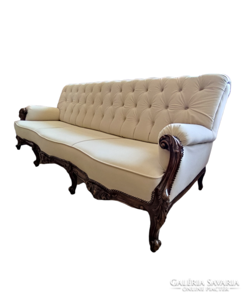 Cesterfield model! Carved tufted sofa /new upholstery/