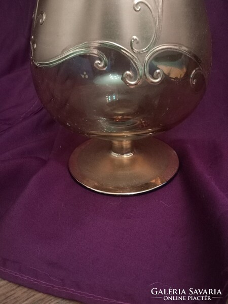 Nagyon dús aranyozású zománc festett antik talpas üveg pohár