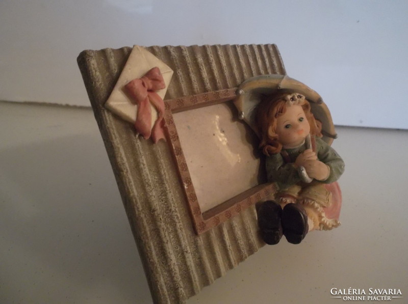 Photo holder - 9 x 7.5 x 2.5 cm - hummel style - ceramic - German - charming - cute - flawless