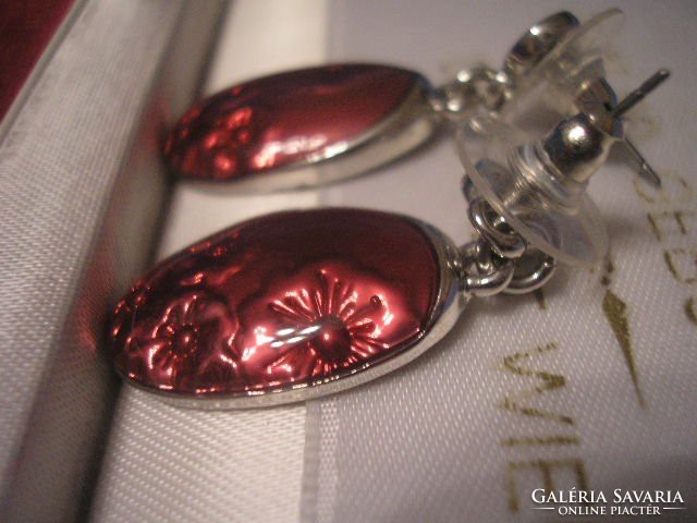 A pair of burgundy fire enamel high-gloss earrings for sale in good condition