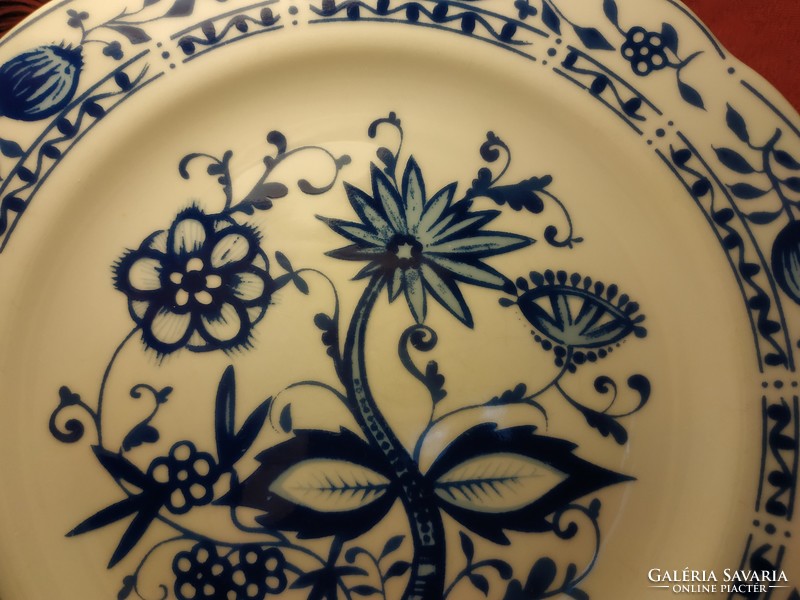 Beautiful onion patterned porcelain cake plate