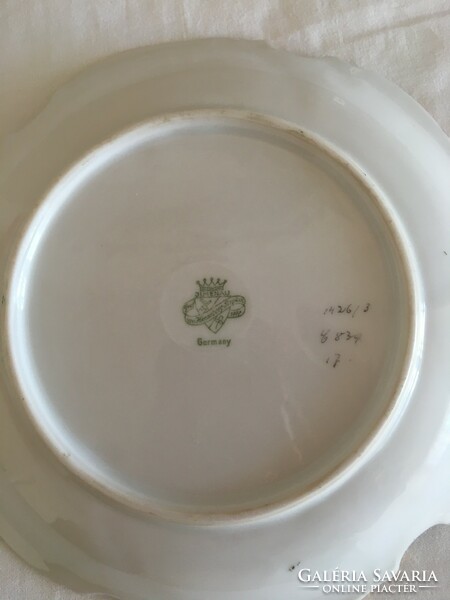 Ilmenau német porcelán kínáló tál/ tányér, virágmintás dekorral.
