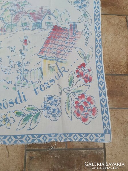 Printed pattern wall hanging upholstery nostalgia piece, collectible beauty.Peasant decoration