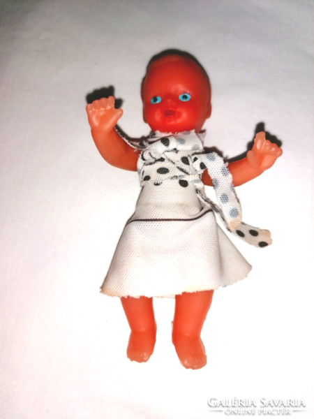 Retro dollhouse rubber doll 26.
