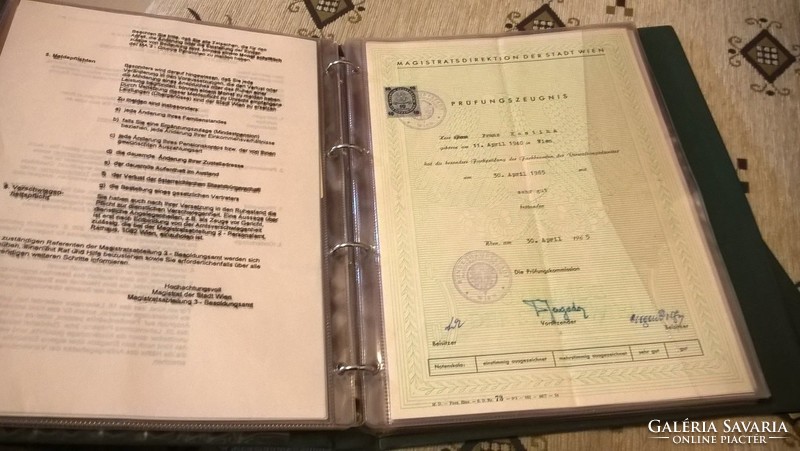 (K) old and new documents Austria