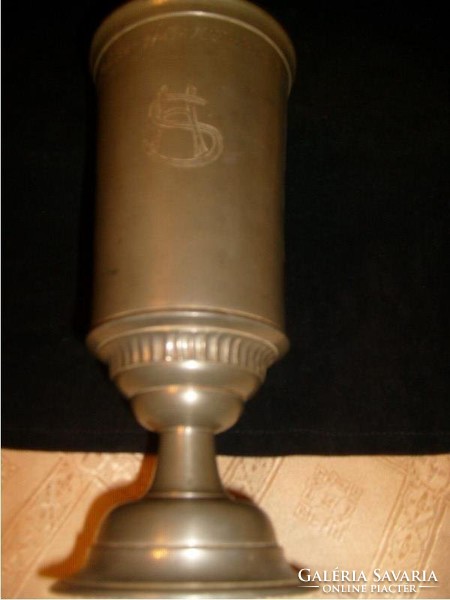 Serleg váza  Antik ötvösjegyes Kapitális Monogramos   25 cm-es eladó