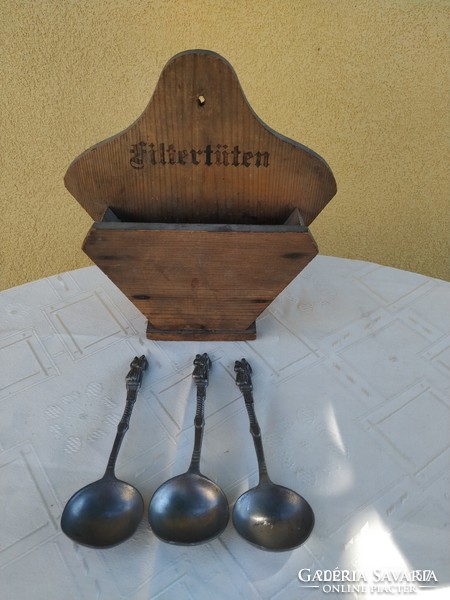 Tin spoon with 3 wooden holders for sale!