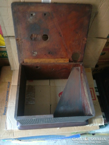 Antik gramofon doboz