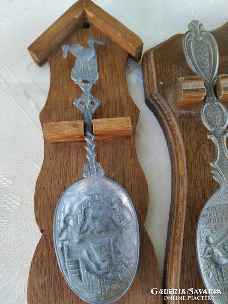 Wall tin decorative spoon set for sale!