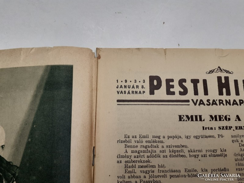 Old newspaper is the Sunday of the 1933 Pest newspaper