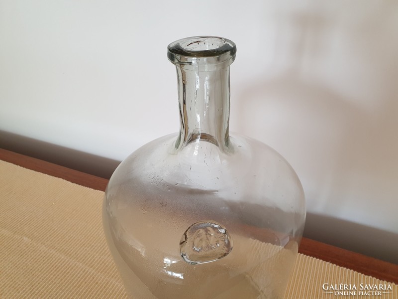 Régi antik nagy méretű 6 literes pecsétes huta üveg 37cm palack