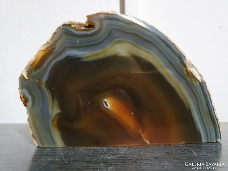 Agate mineral stone engraving