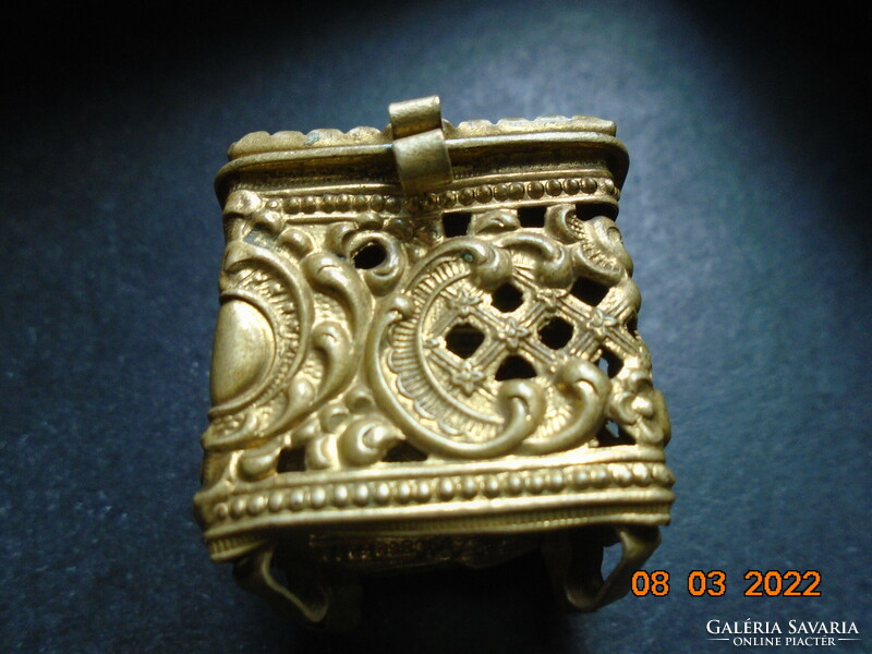 Antique baroque ormolu gilded bronze ring holder with thick crystal top