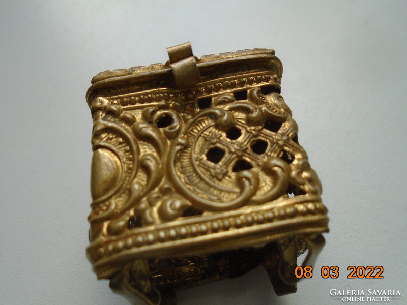 Antique baroque ormolu gilded bronze ring holder with thick crystal top