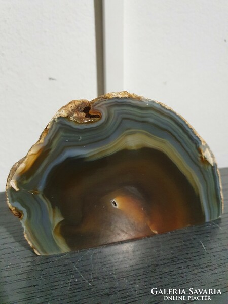 Agate mineral stone engraving