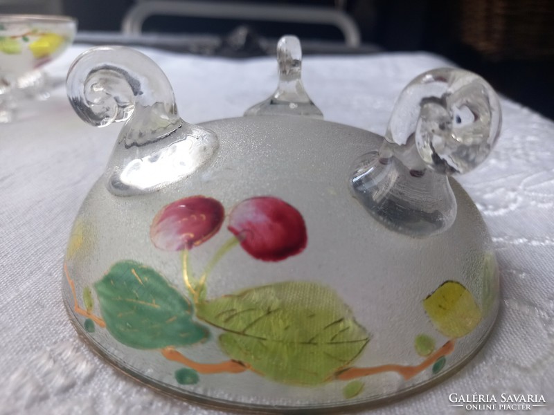 2 db antik biedermeier  cukrászati üvegkehely, kézzel festett gyümölcs mintával