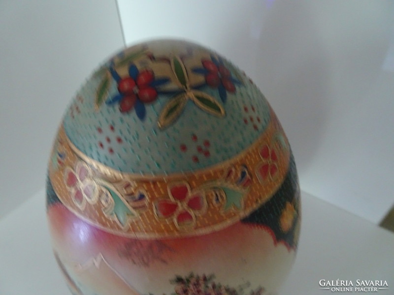Nagyon szép nagyméretű hibátlan kézzel festett kerámia kínai tojás.