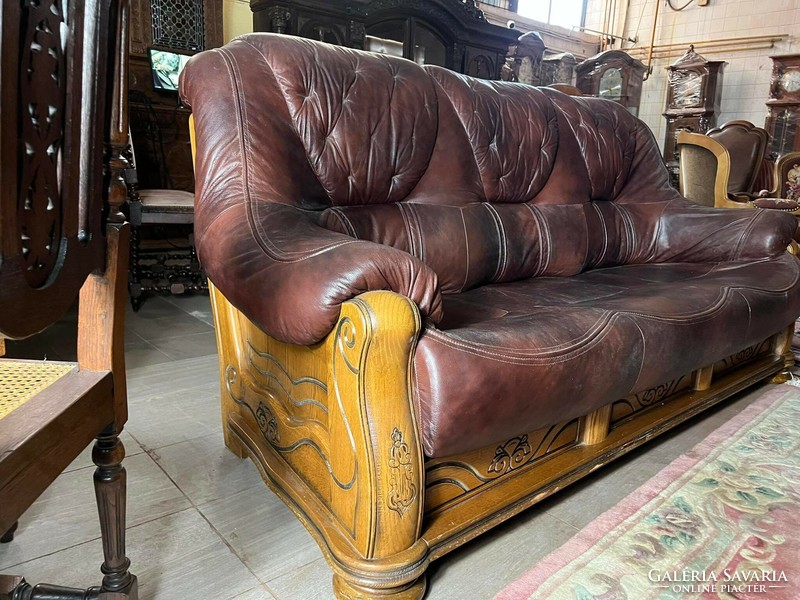 3 Personal leather sofa