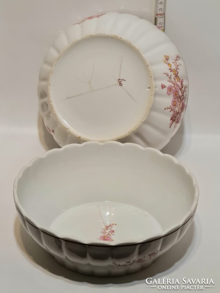 Porcelain garnished bowl with ribbed surface and pink floral decor 2 pcs (2236)