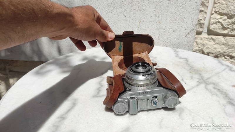 Antik fényképezőgép kamera fotó . Videó is! Altix Germany