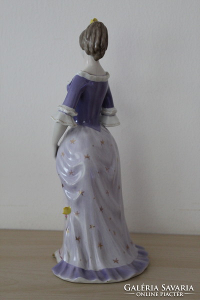 Raven house porcelain, baroque woman with mirror