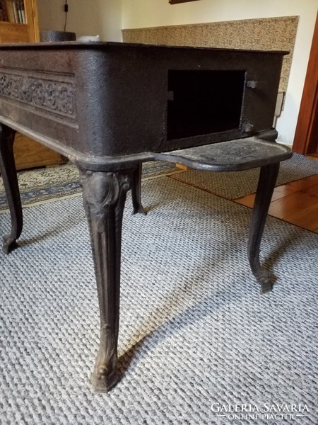 Friedland cast iron stove