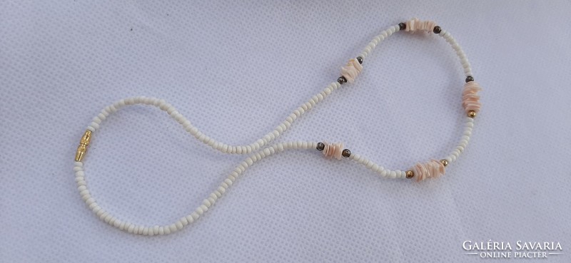 Vintage shells and glass beads, string of pearls, necklace
