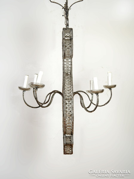 Lira (chandelier) shaped Murano glass chandelier