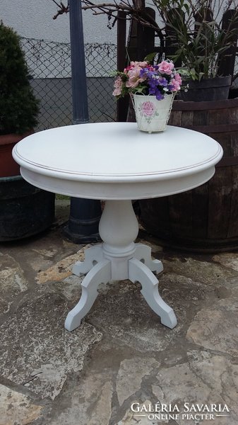 Provence baroque table