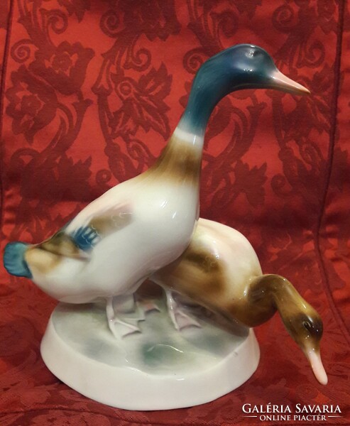 Pair of Zsolnay porcelain ducks (l2560)