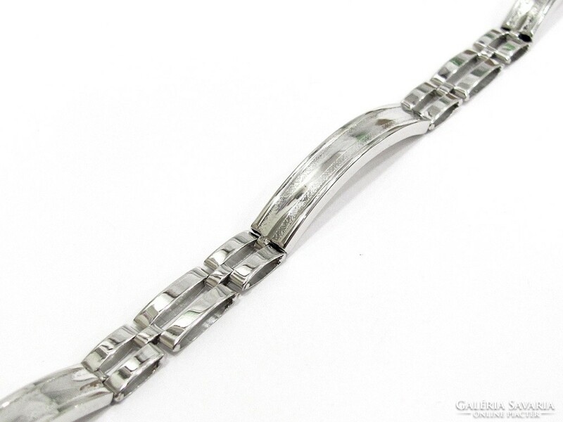 Silver bracelet (gecs-ag104038)