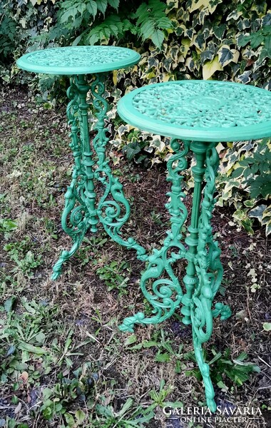 Cast iron table (in pairs)