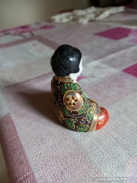 Antik Satsuma 24k Aranyozasu Budha Csont Porcelan Szobor