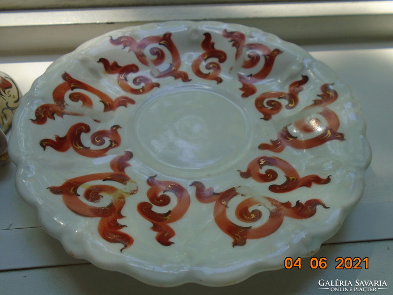 1883 Tk Thun Handmade Wavy Twisted Red Gold Brocade Patterns Embossed Platinum Striped Tea