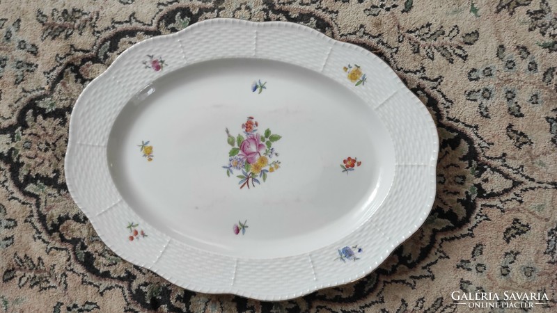 Leàraztam ,Kínáló Asztalközép,sültes tál, Herendi porcelán virág mintás.35 x26 cm