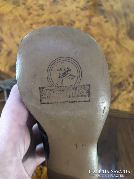 Antik gyerekcipő 100 éves "Trommler Schuhe"