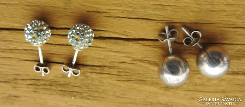 Régi  gömb formájú ezüst fülbevaló pár