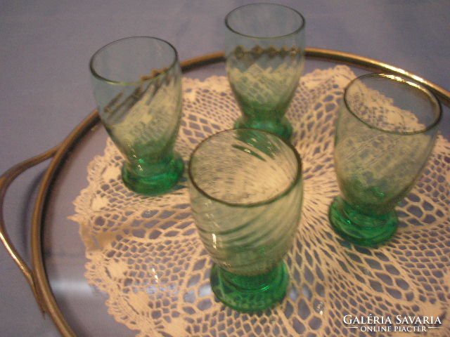 U1 antique short drink set with 4 uranium green screw patterns is also flawless