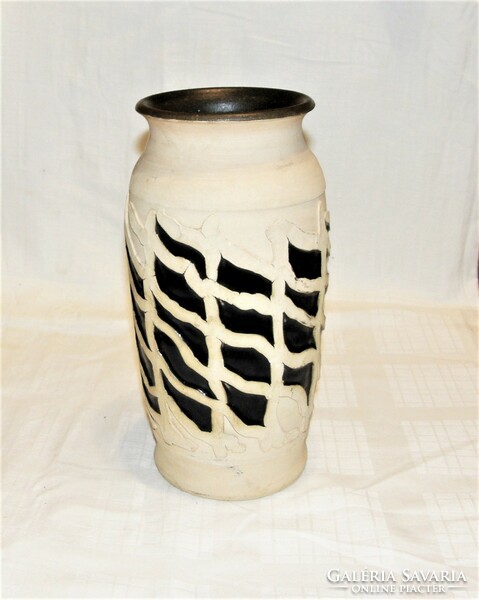 Art deco style marked ceramic vase