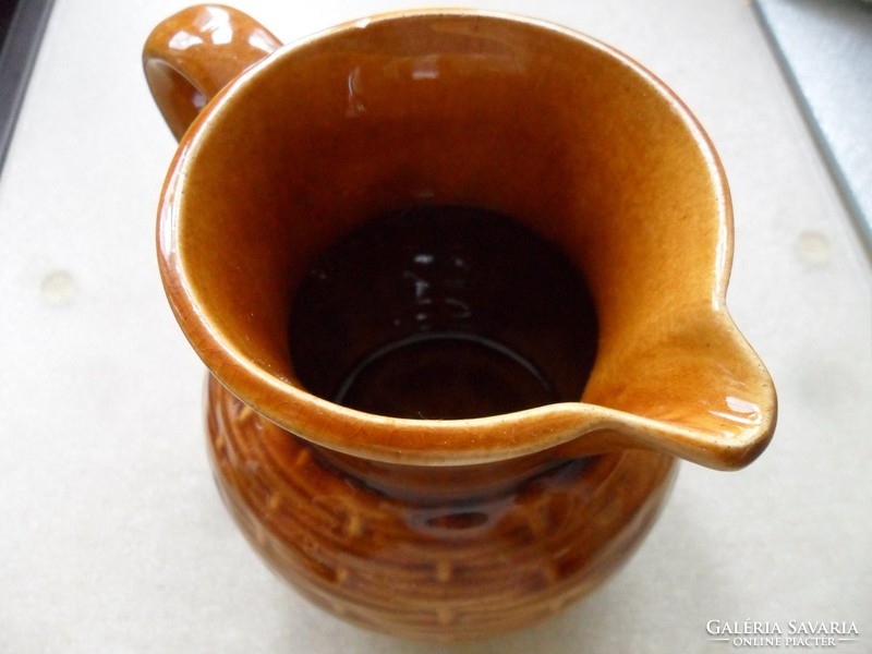 Heat-resistant heated bottom retro wicker patterned jug waku