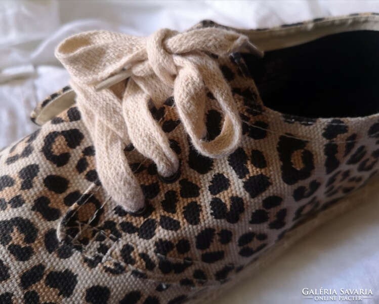 Size 44-45 organic, textile men's canvas shoes, hemp hem, animal pattern, natural shoes