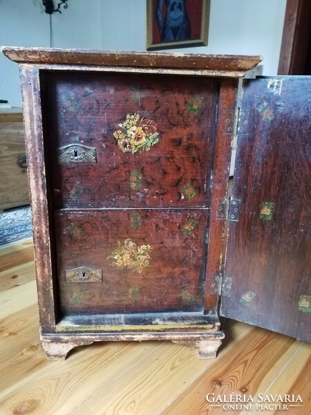 Peasant furniture safe