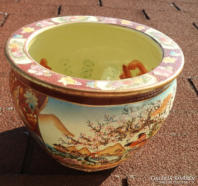 Vintage Chinese porcelain enamel planting pot vase