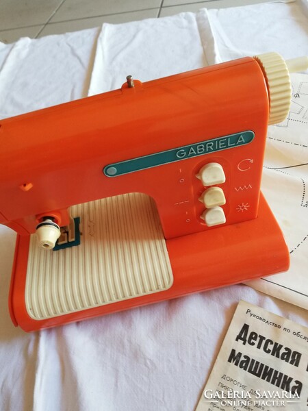 Piko gabriella toy sewing machine