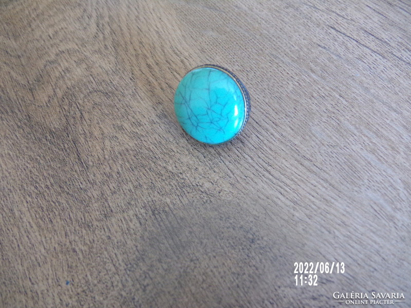 Csodaszép gyűrű türkiz színű kővel