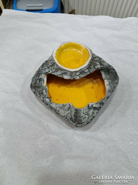 Applied ceramic ashtray