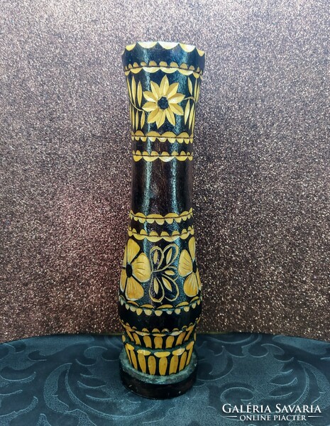 Hand-carved wooden dried flower vase